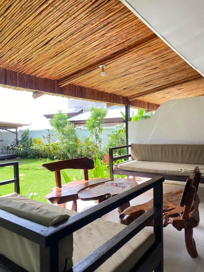 Angelito'S Beach House Villa 1 جنرال لونا المظهر الخارجي الصورة